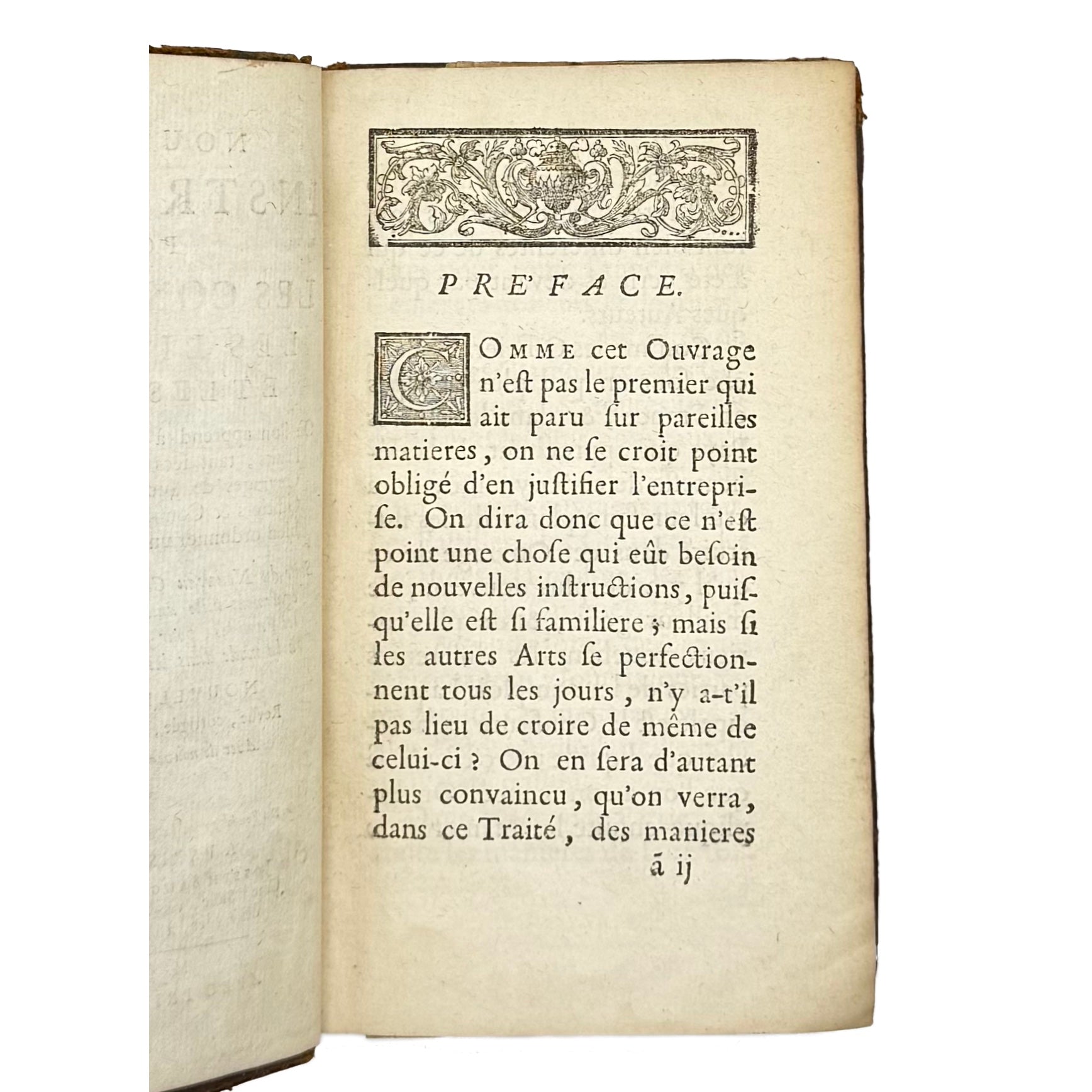 Nouvelle Instruction Pour Les Confitures, Les Liquers, Et Les Fruits by Massialot, François, a rare photograph of the 1740 - gastronomy book.