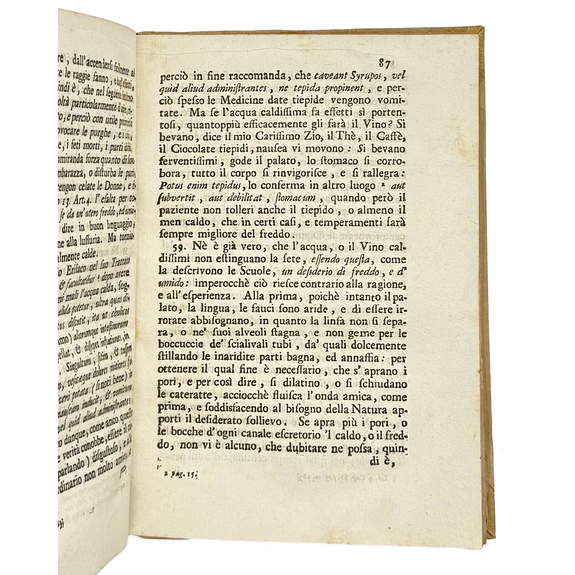 De Potu Vini Calidi Dissertatio by Davini, Giovanni Battista; Vallisneri, Antonio, a rare interesting detail of the 1725 - wine book.
