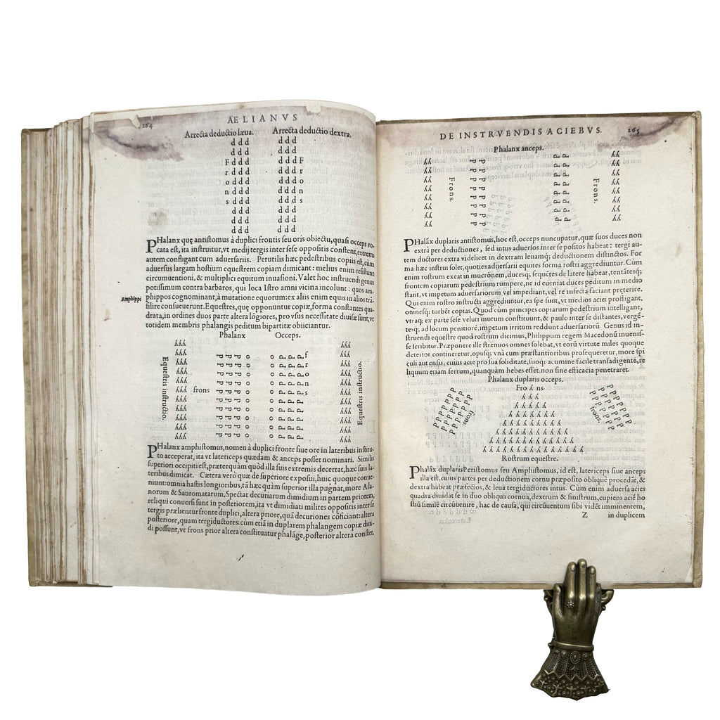 De re militari libri quatuor by Vegetius, Renatus Publius Flavius: a singularly preserved detail from the 1553 illustrated & decorative text